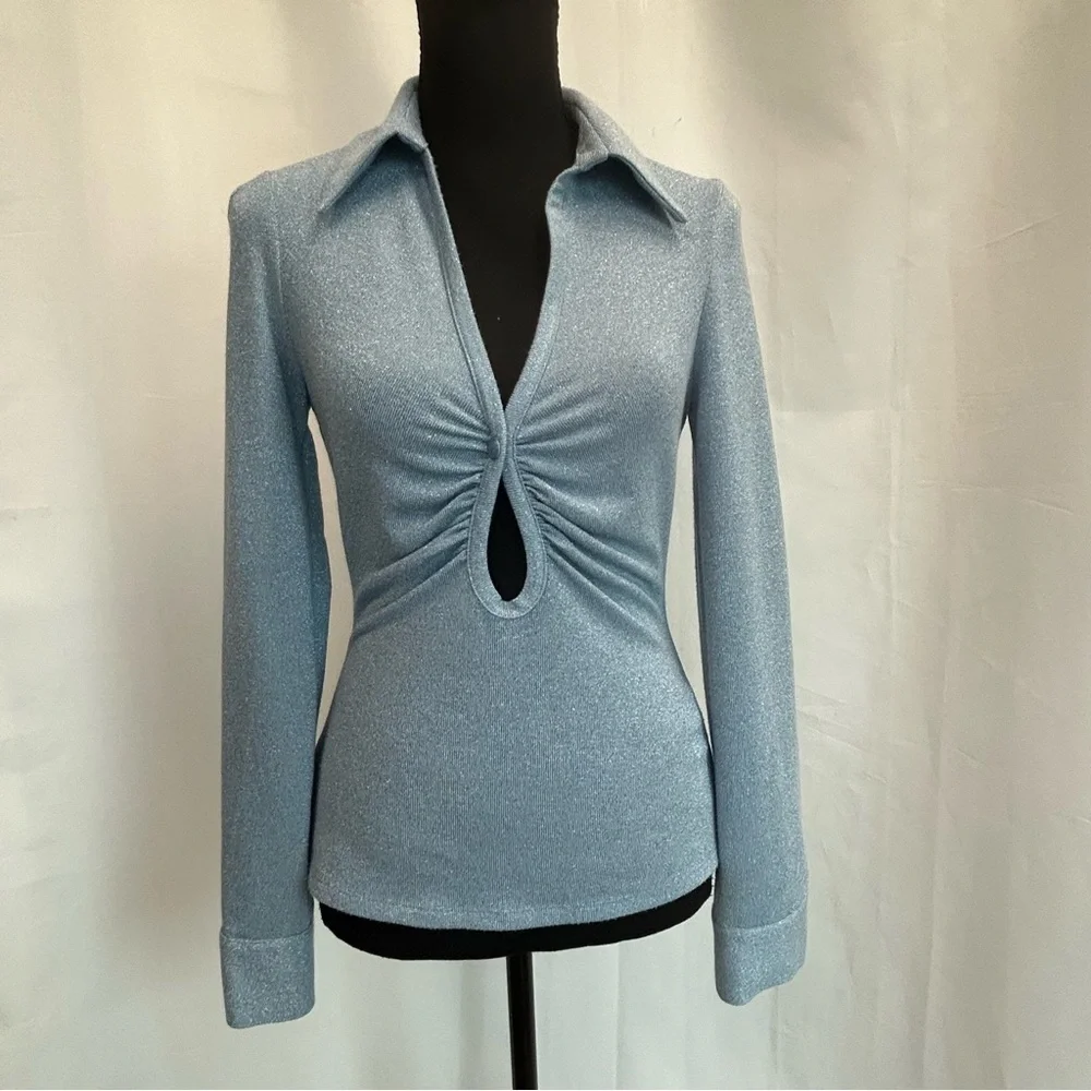 Zara light blue shimmer metallic glitter long sleeve keyhole collared blouse top - Picture 4 of 16
